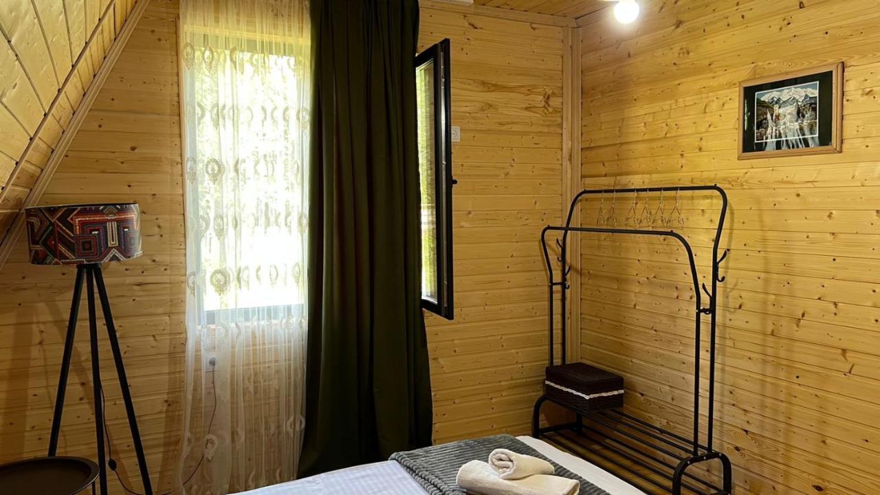 Cottage Mida Mestia Buitenkant foto