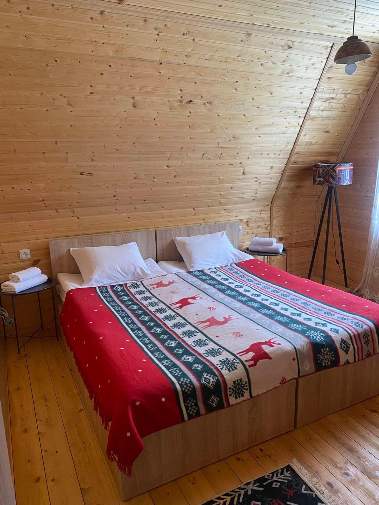 Cottage Mida Mestia Buitenkant foto